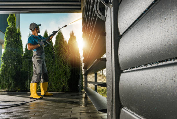 Professional Pressure Washing Services in Ashwaubenon, WI